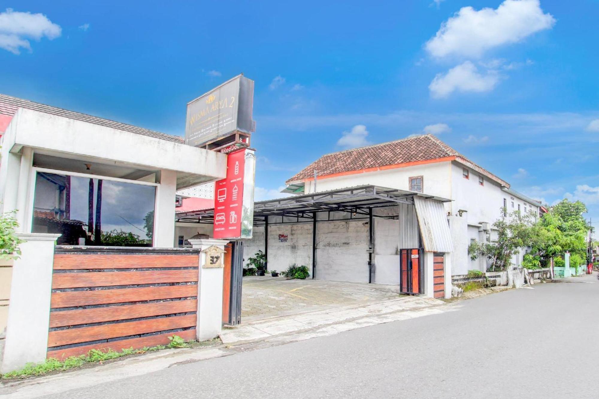 Hotel O Wisma Arya 2 Maguwo Экстерьер фото
